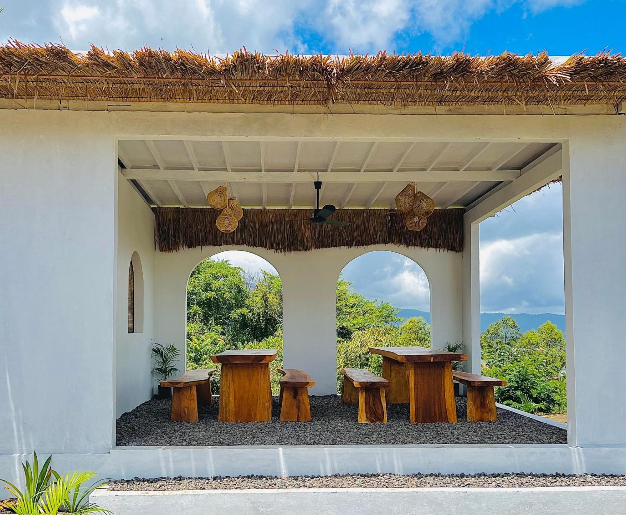 クブペンロカン Hillside Bali Bed & Breakfast エクステリア 写真